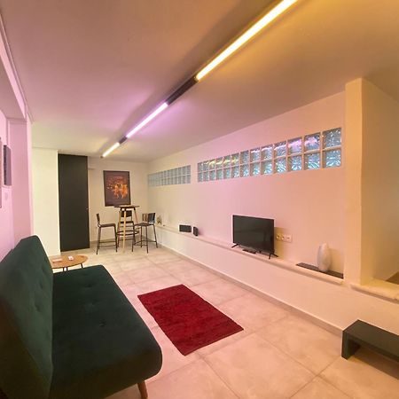 Silk Mill Metaxourgeio, Athens Centreアパートメント エクステリア 写真